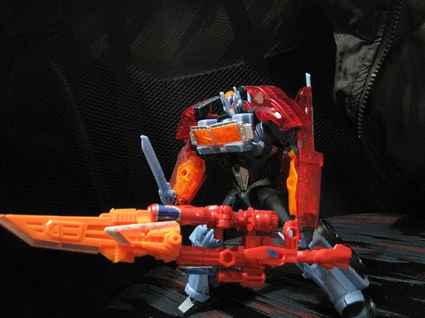 Transformers Prime Dark Energon Optimus Prime Out Of The Box Images  (1 of 11)